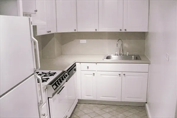 Rented by Kleier Residential | media 14