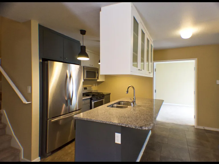 4200 Camelot Heights Dr #7 — Photo 5