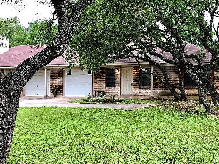 601 Algerita Dr #B — Photo 1