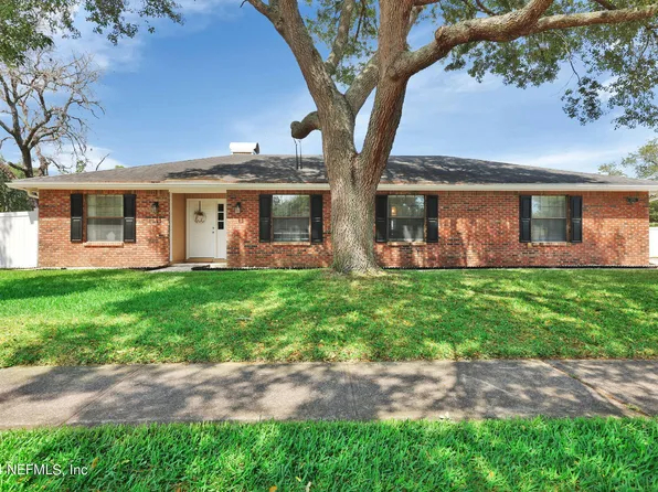 12715 GATHERING OAKS Drive, Jacksonville, FL 32258
