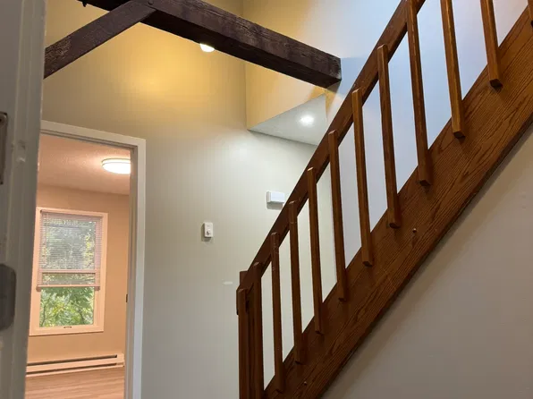 5 Brookside Ln #11, Woodstock, CT 06281