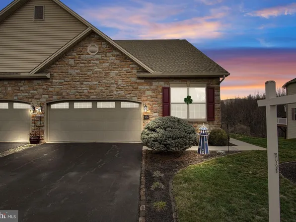 104 Crest Vw, Carlisle, PA 17013
