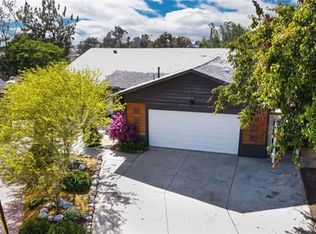 360 Canyon View Dr, Calimesa, CA 92320