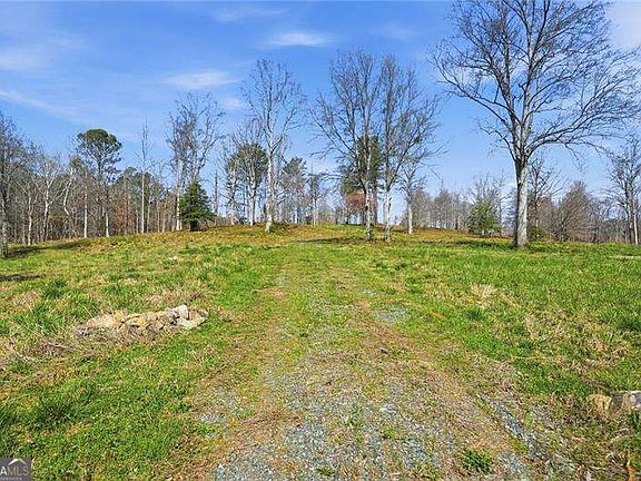 3rd image of 2201 Long Rd