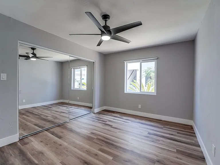5008-5012 Long Branch Ave — Photo 5