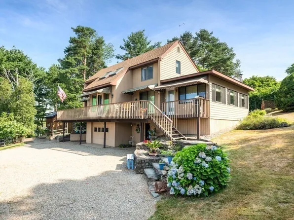22 Little Neck Rd, Ipswich, MA 01938