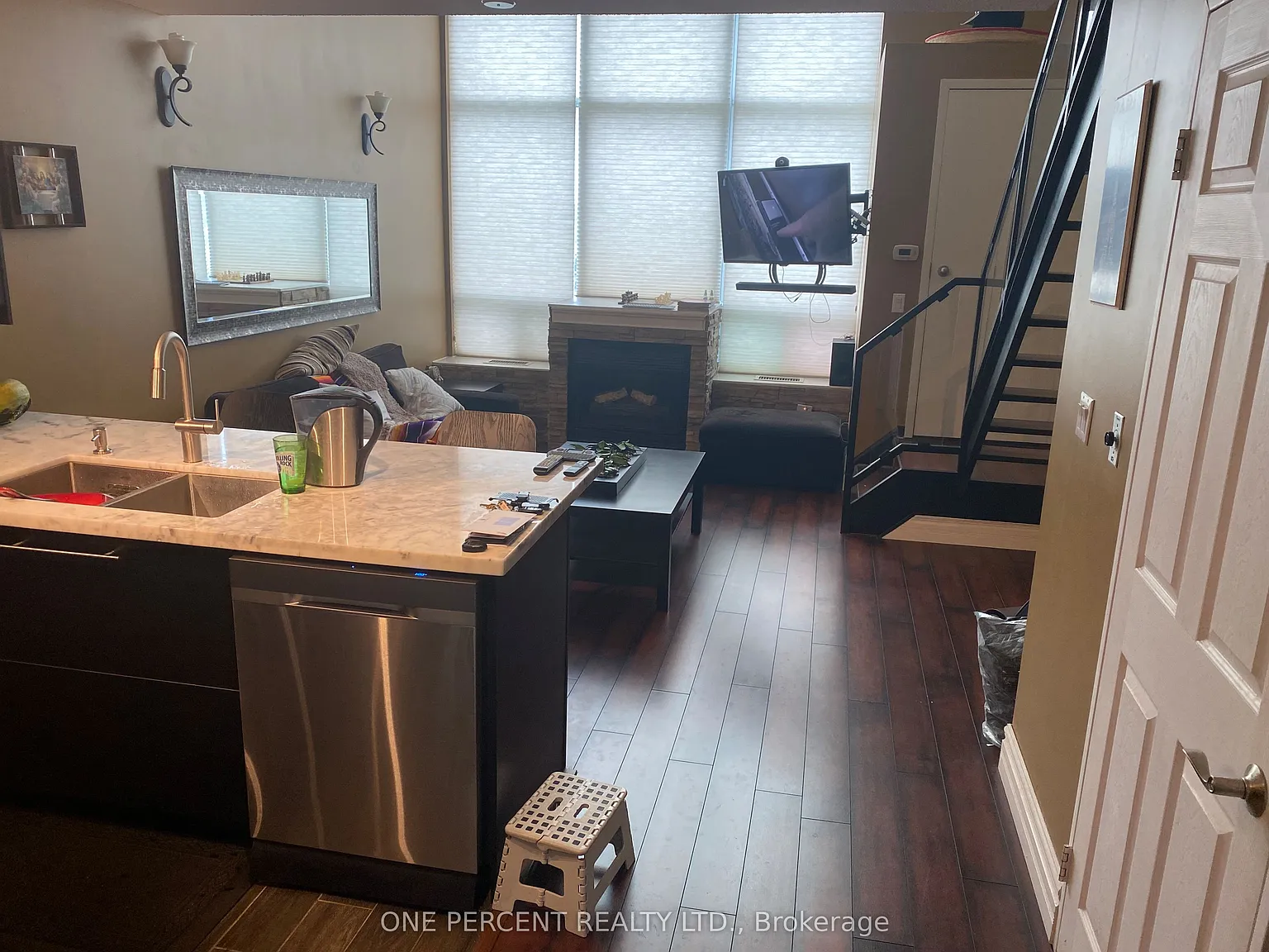1 bed, $2,300 — Photo 2
