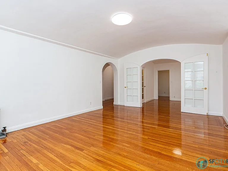 1945 Broadway St #102 — Photo 6
