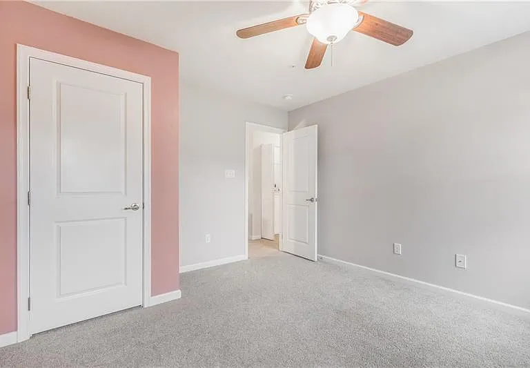 248 Broadstone Dr — Photo 25