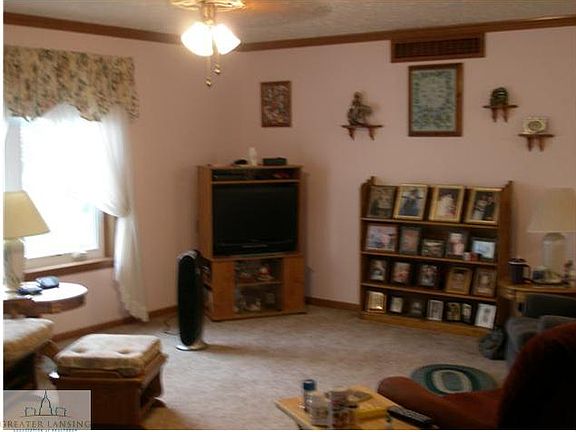 2nd image of 7975 E Spicerville Hwy
