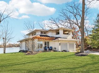 1209 Bayshore Dr, Antioch, IL 60002