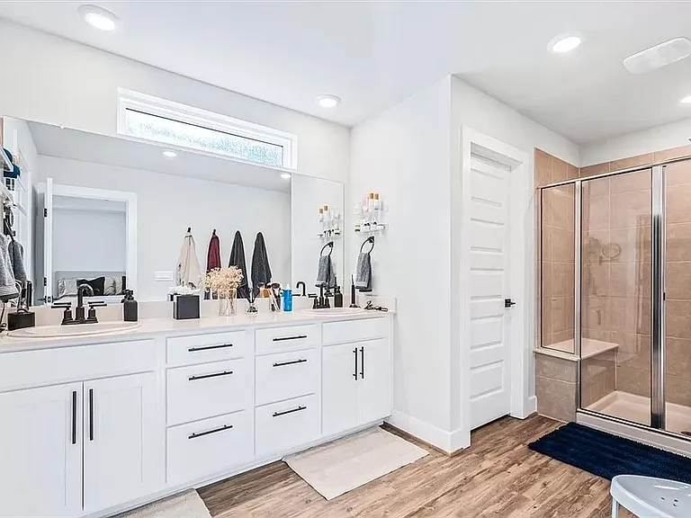 7404 Wynkoop Ct — Photo 23