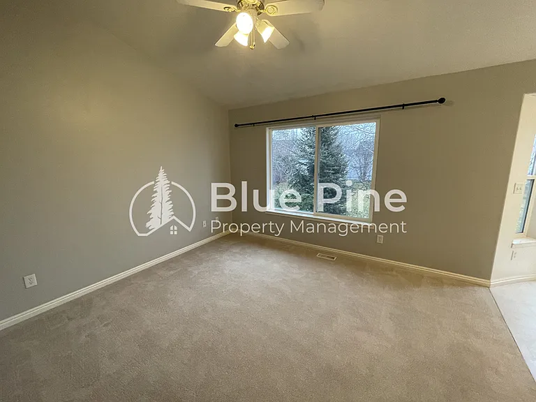 3863 Ridgeview Cir — Photo 4
