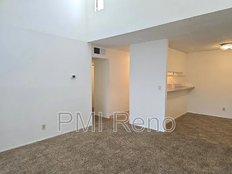 2750 Plumas St #303 — Photo 5