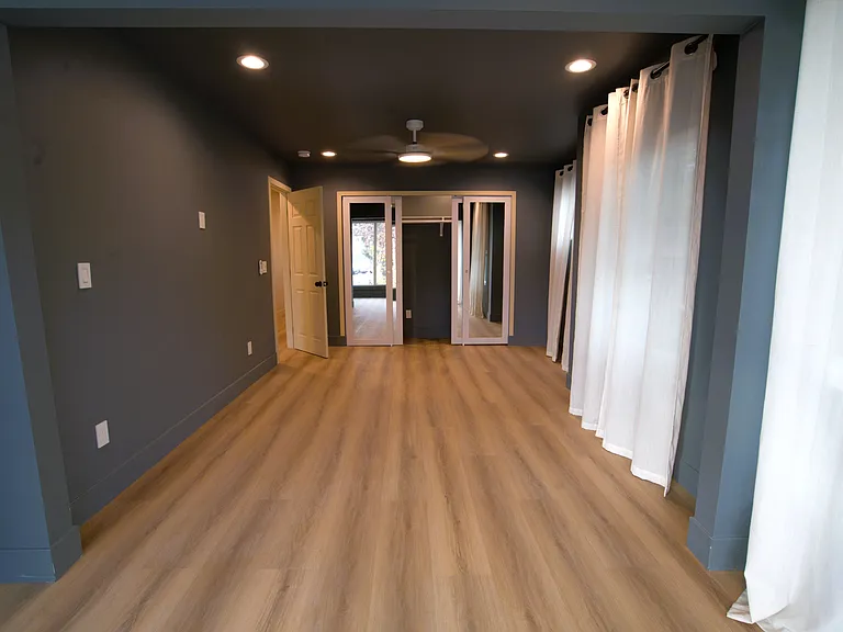 1123 E Ocean Blvd #D — Photo 12