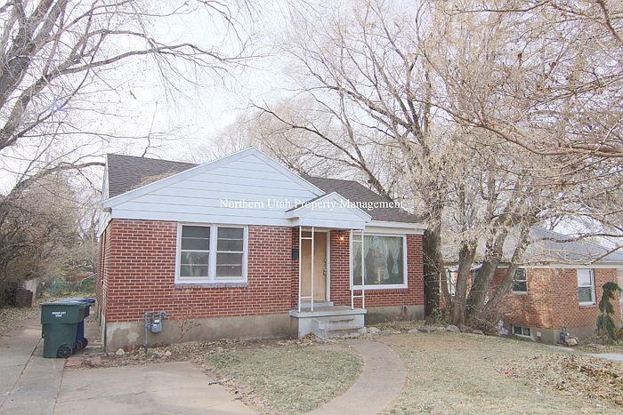 1 Front of Home_11192019