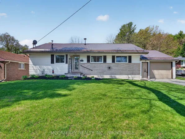 46 College St, Tweed, ON K0K 3J0