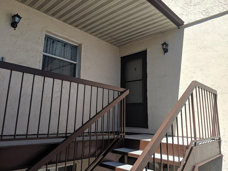 1st image of 2504 Bogey Ln Unit G