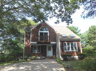 187 Edgewater Dr E, East Falmouth, MA 02536
