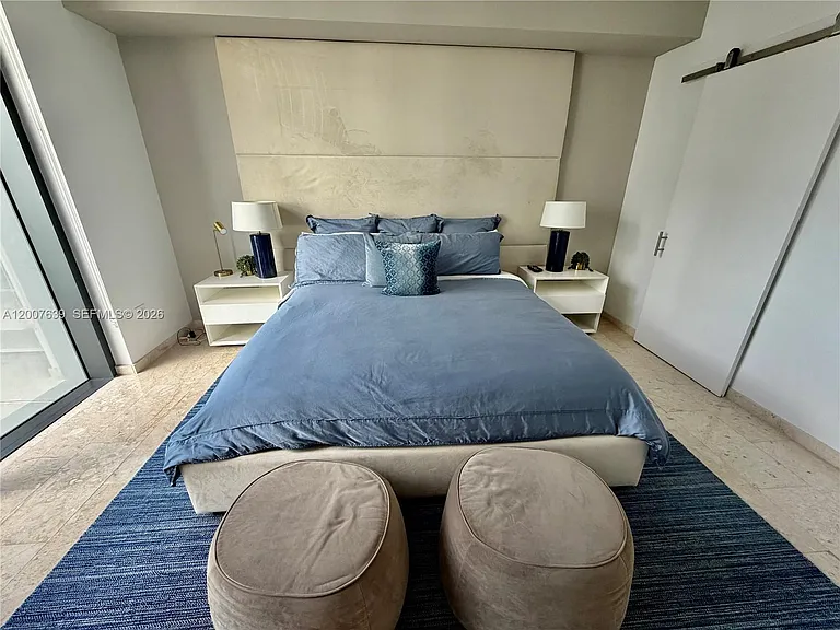 88 SW 7th St #1109 — Photo 32