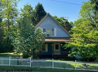 502 Mount Harmony Rd, Fairmont, WV 26554