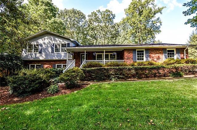 1st image of 421 Florence Cir