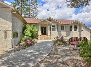 50089 Stillmeadow Ln, Oakhurst, CA 93644