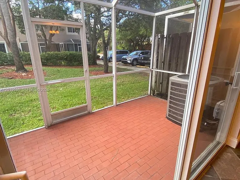 2041 Pompeii Ct #2014 — Photo 15