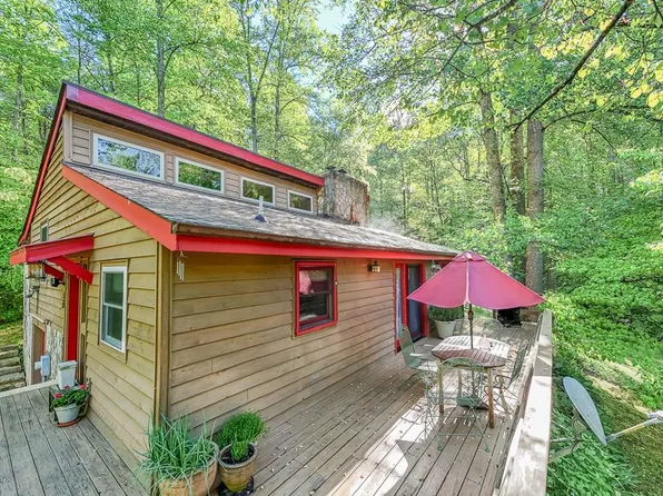 410 Running Deer Ln, Murphy, NC 28906