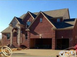 13835 Basswood Cir #30, Van Buren Township, MI 48111