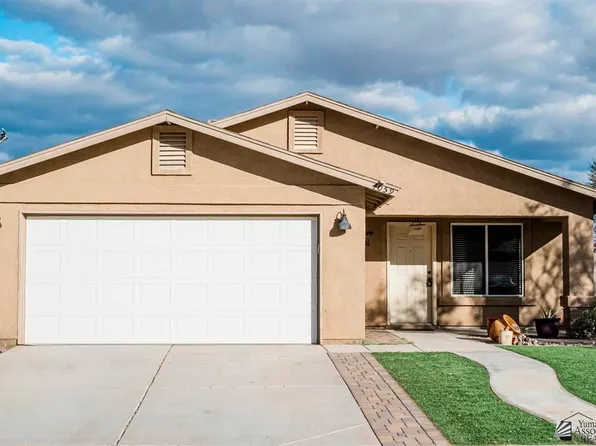 4059 S Sunlight Way, Yuma, AZ 85365