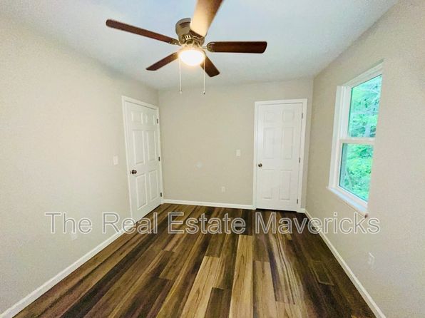 131 Pace Dr UNIT C4, Trenton, GA 30752