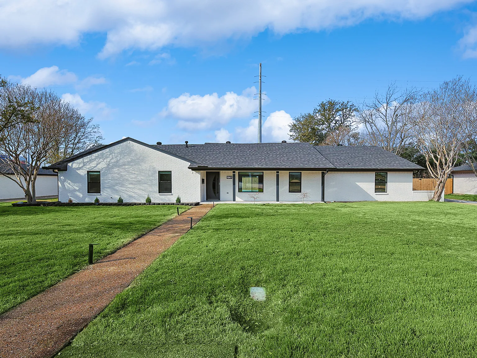 4 bed, 2477 sqft, $6,500 — Photo 3