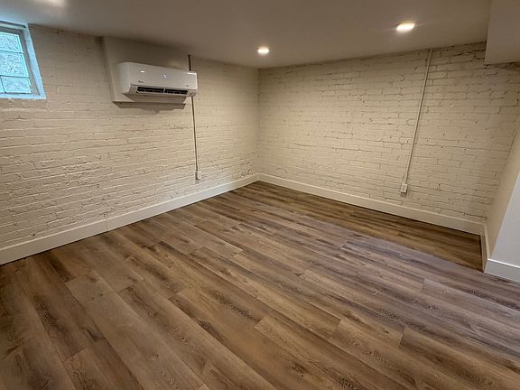 4th image of 3952 Commonwealth St #3