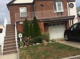 523 Harrison St, Long Beach, NY 11561