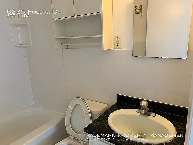 6225 Hollow Dr — Photo 8