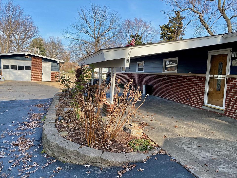 1st image of 301 Elmgrove Ave