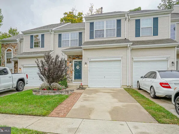111 Braddock Ln, Deptford, NJ 08096