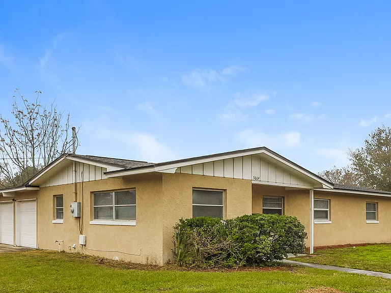 5664 Hillman Dr — Photo 4
