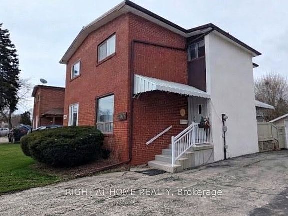 2nd image of 2309 Brookhurst Rd
