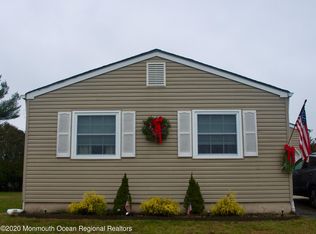 1020 Camino Real Ct, Toms River, NJ 08757