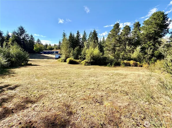300 E SunsetRidge Road, Union, WA 98592