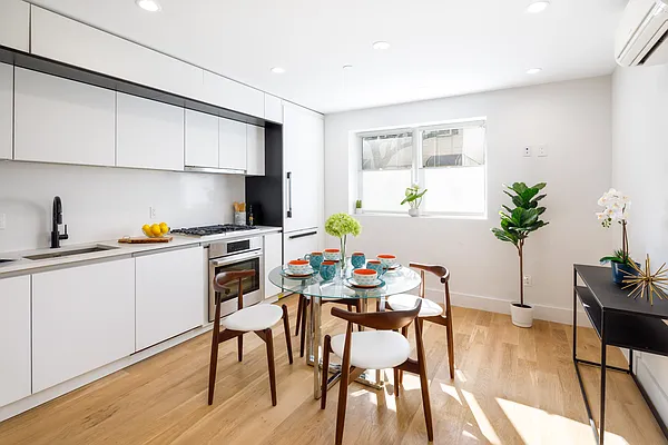 Sold by Compass | media 15