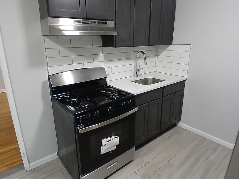 775 North Broad Street — Photo 1