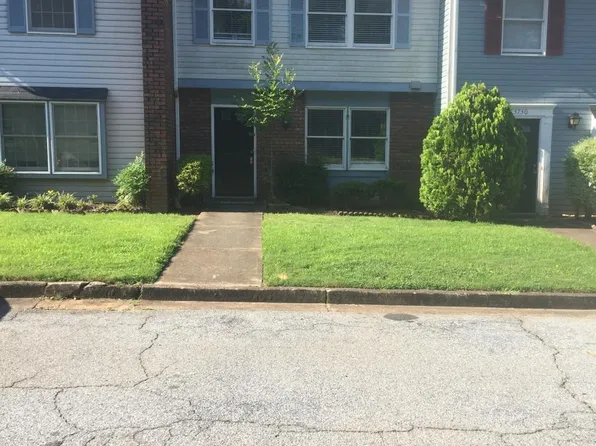 3728 Meadow Rue Ln, Peachtree Corners, GA 30092