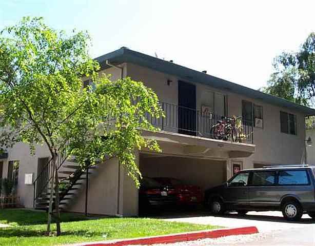 1st image of 34825 Starling Dr APT 4