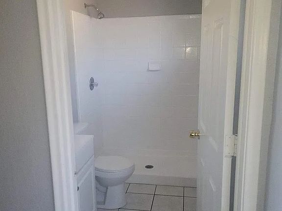 2nd image of 7226 W Indianola Ave