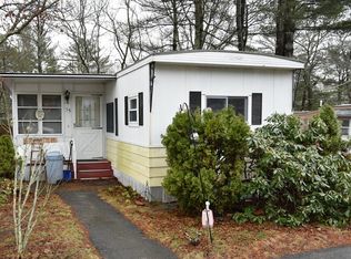 35 Great Hill Dr, West Wareham, MA 02576