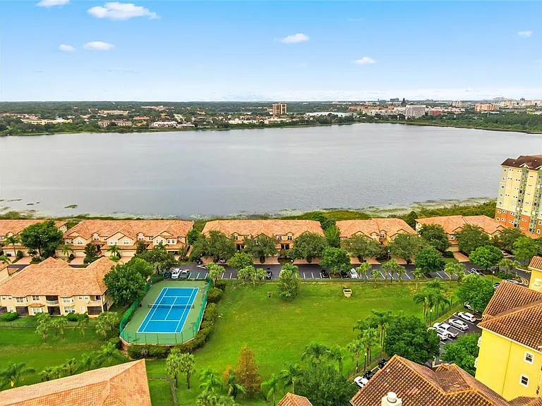 8248 Tivoli Dr — Photo 49