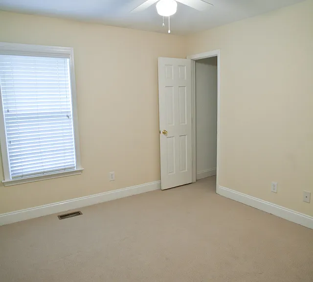 700 N Greensboro St #B — Photo 8